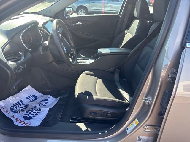 2023 Chevrolet Malibu 1LT photo 9