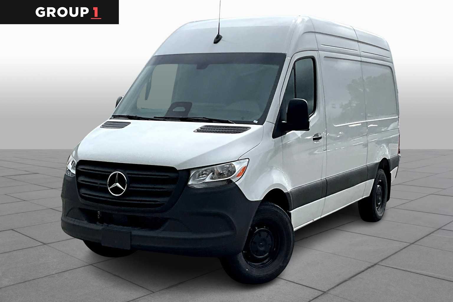 2025 Mercedes-Benz Sprinter Cargo Van Base's photo