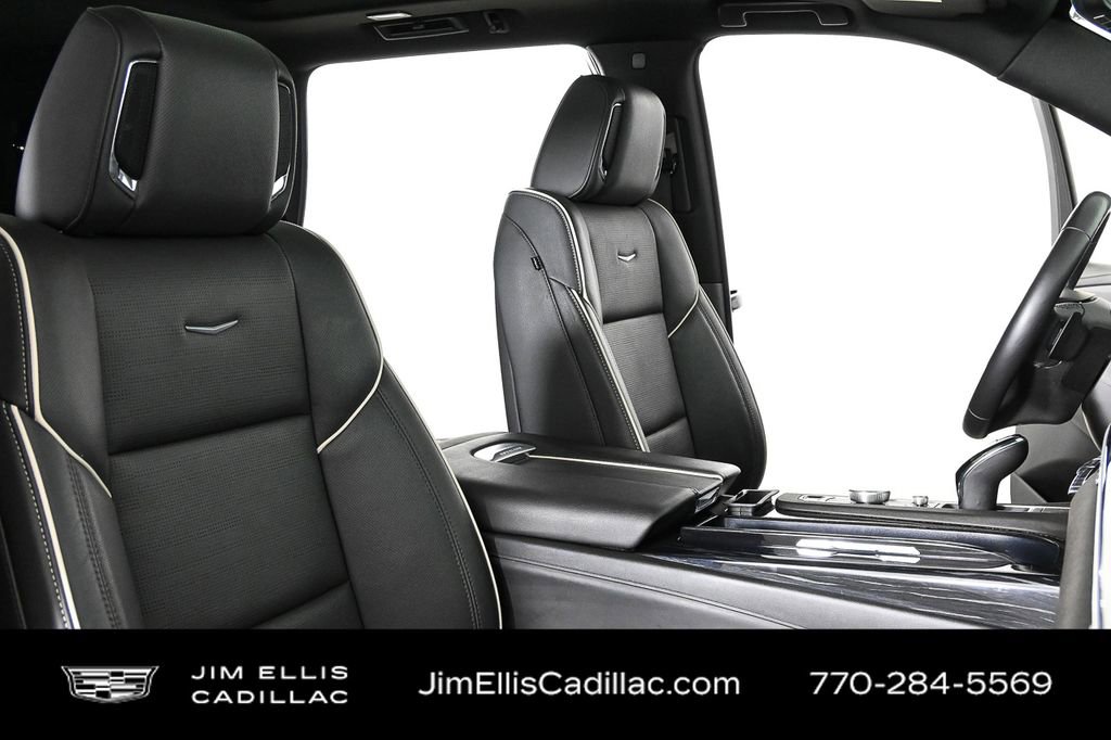 2024 Cadillac Escalade Sport photo 17