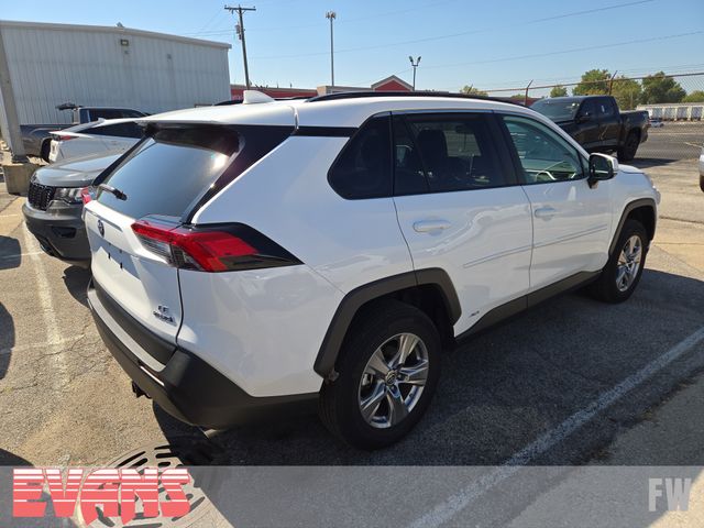2024 Toyota RAV4 Hybrid LE photo 4