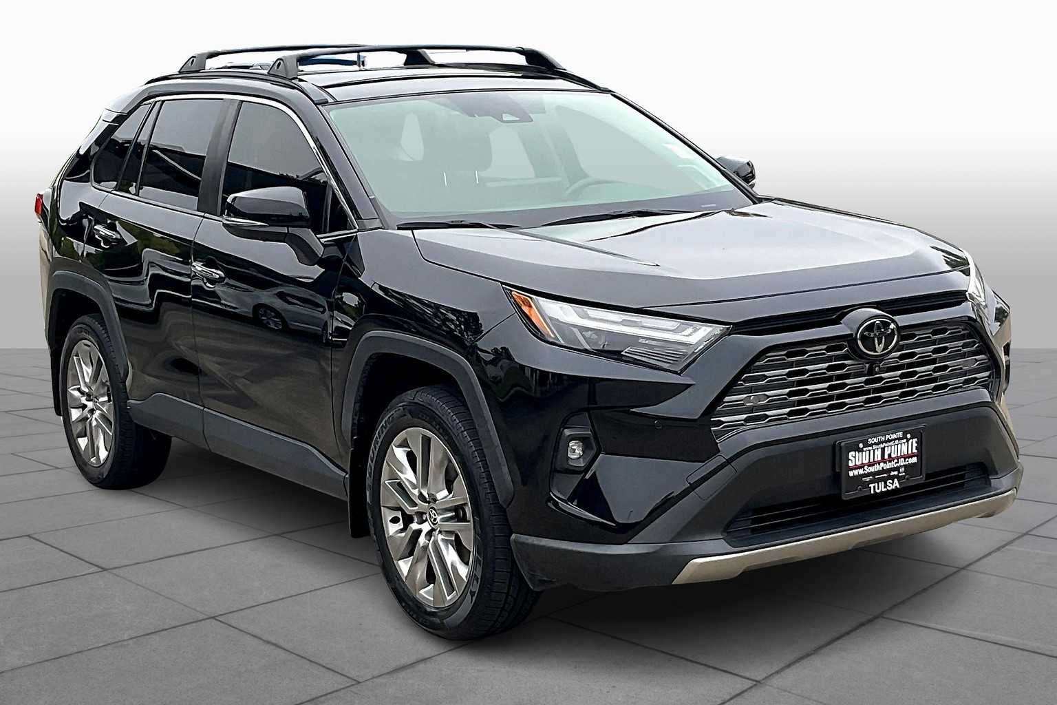 2023 Toyota RAV4 Limited photo 2