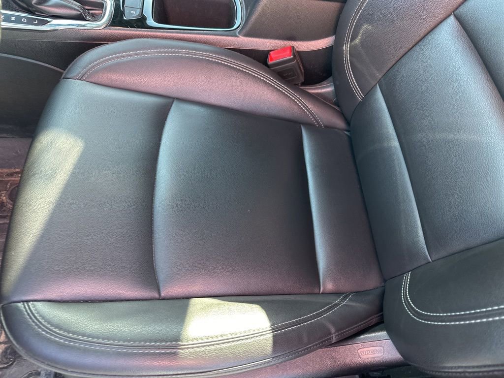 2019 Chevrolet Cruze Premier photo 4