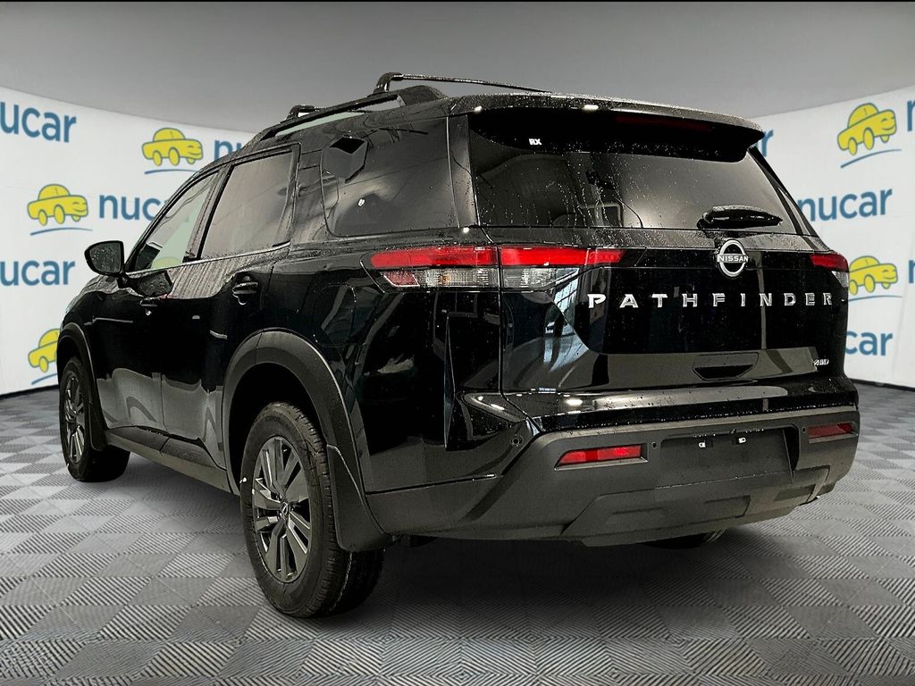 2025 Nissan Pathfinder SV photo 2