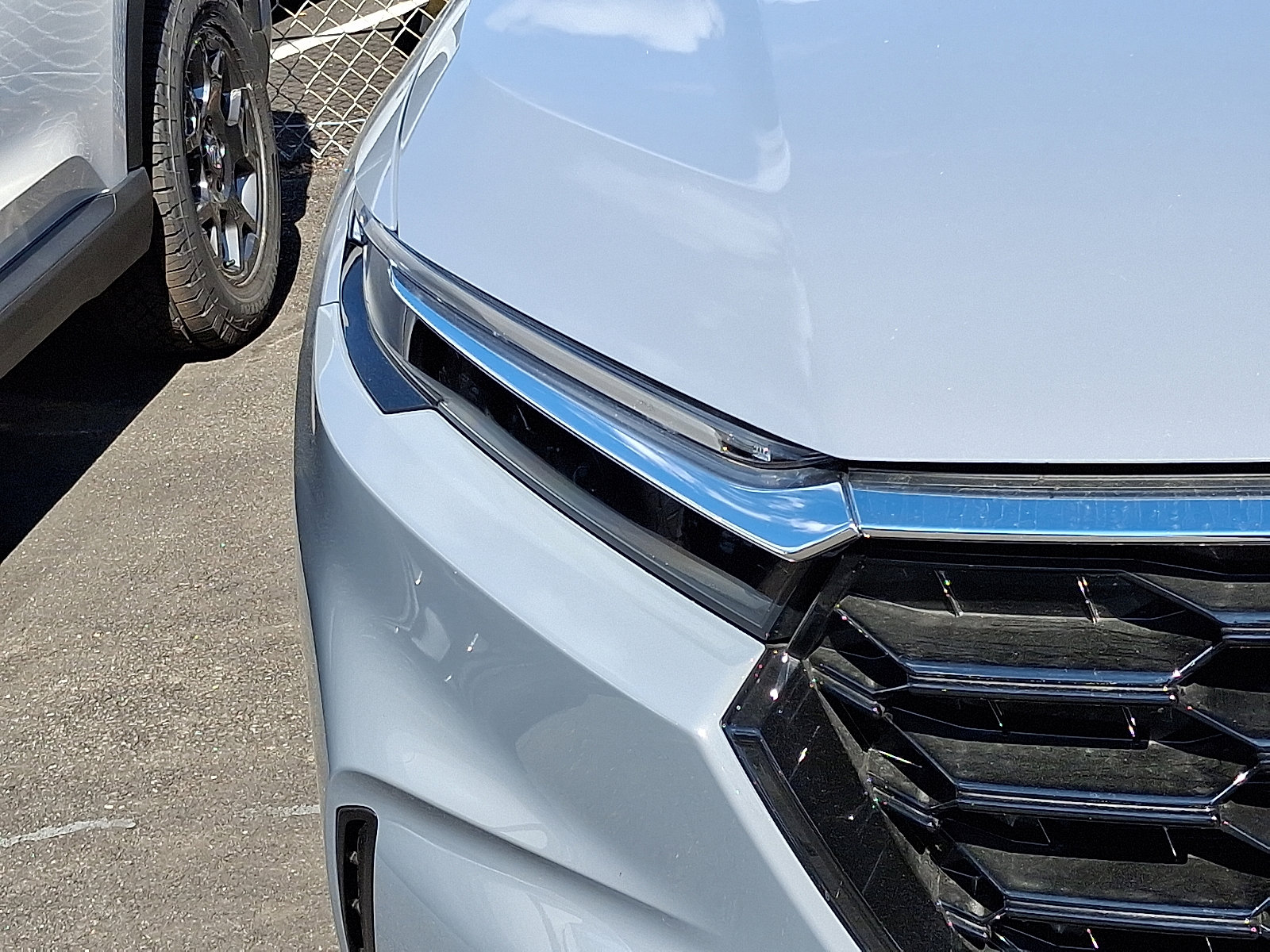 2025 Honda CR-V EX photo 4