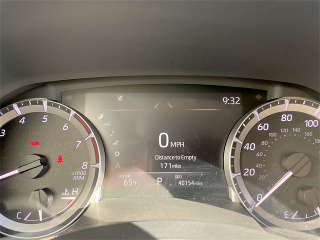 2024 Toyota Highlander XLE photo 7