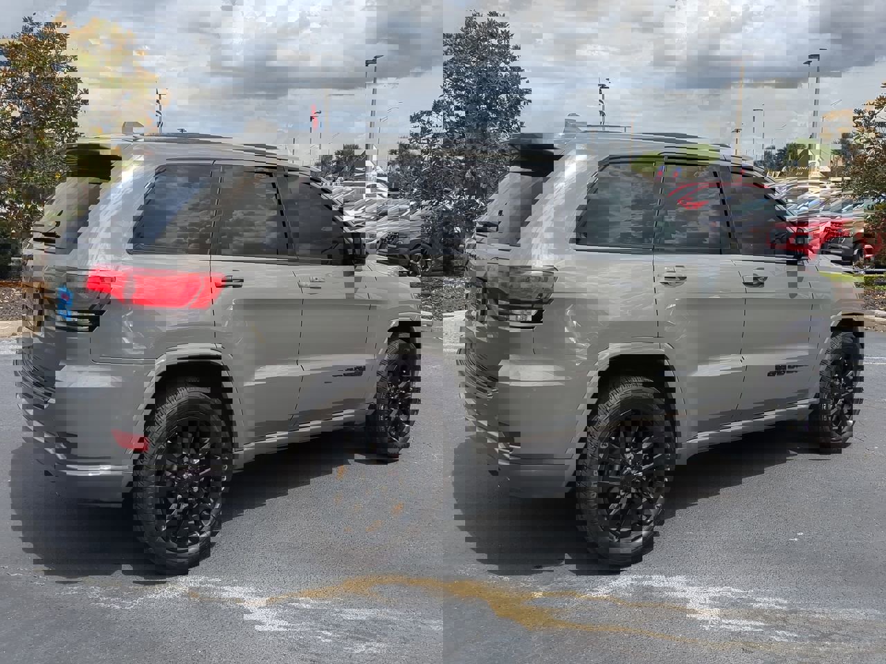 2020 Jeep Grand Cherokee Altitude photo 12