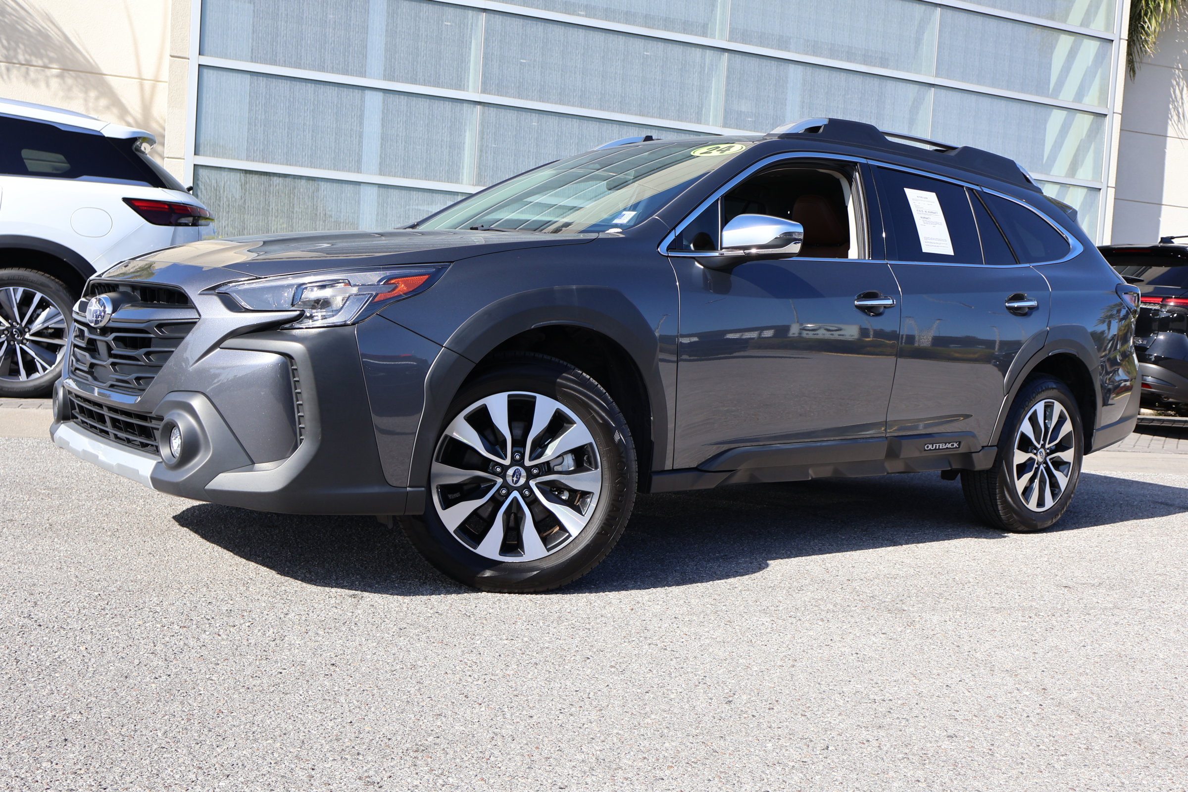 2024 Subaru Outback Touring's photo