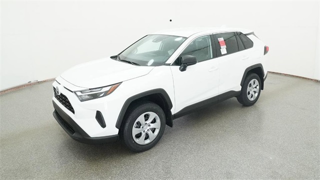 2025 Toyota RAV4 LE's photo