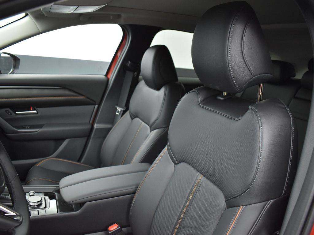 2025 Mazda CX-50 Premium photo 9