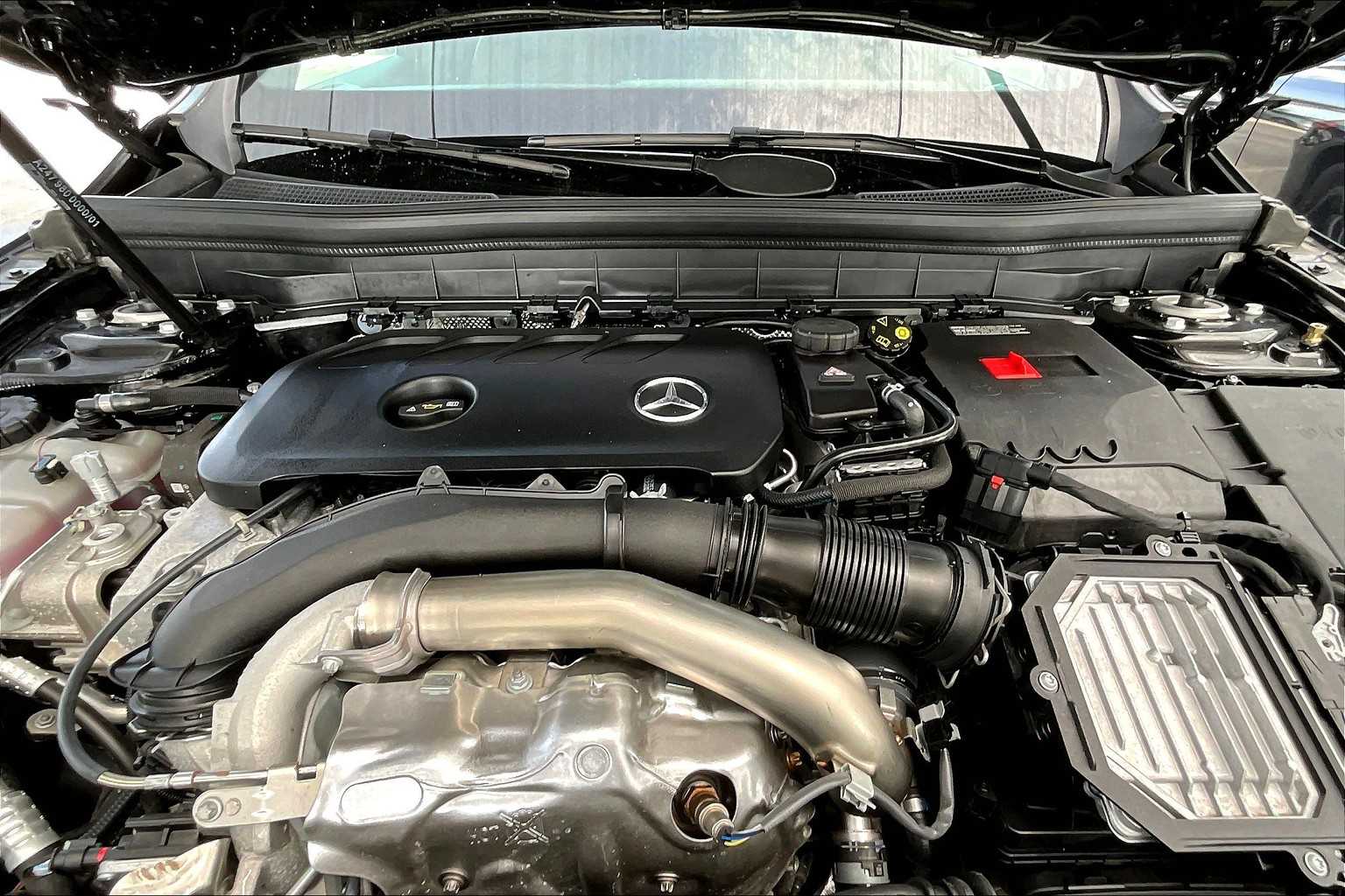 2025 Mercedes Benz GLB 250 4MATIC photo 30