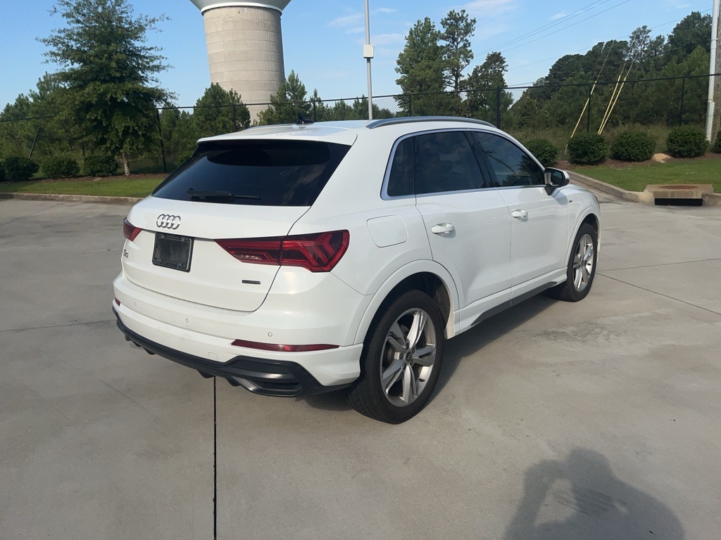 2022 Audi Q3 S line Premium Plus photo 3