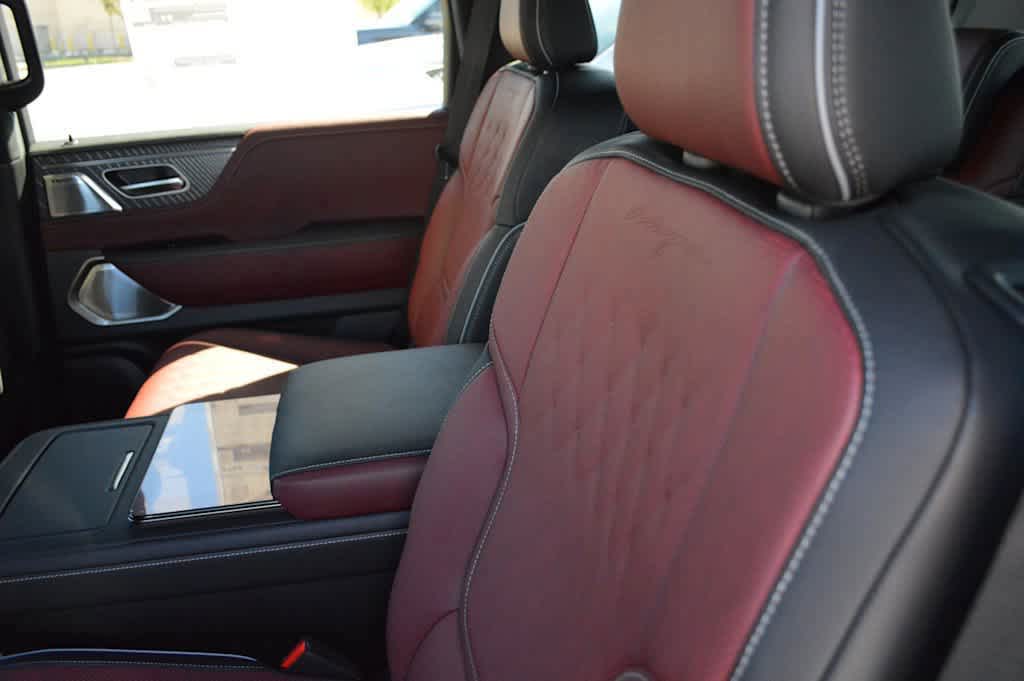 2025 Infiniti QX80 photo 22