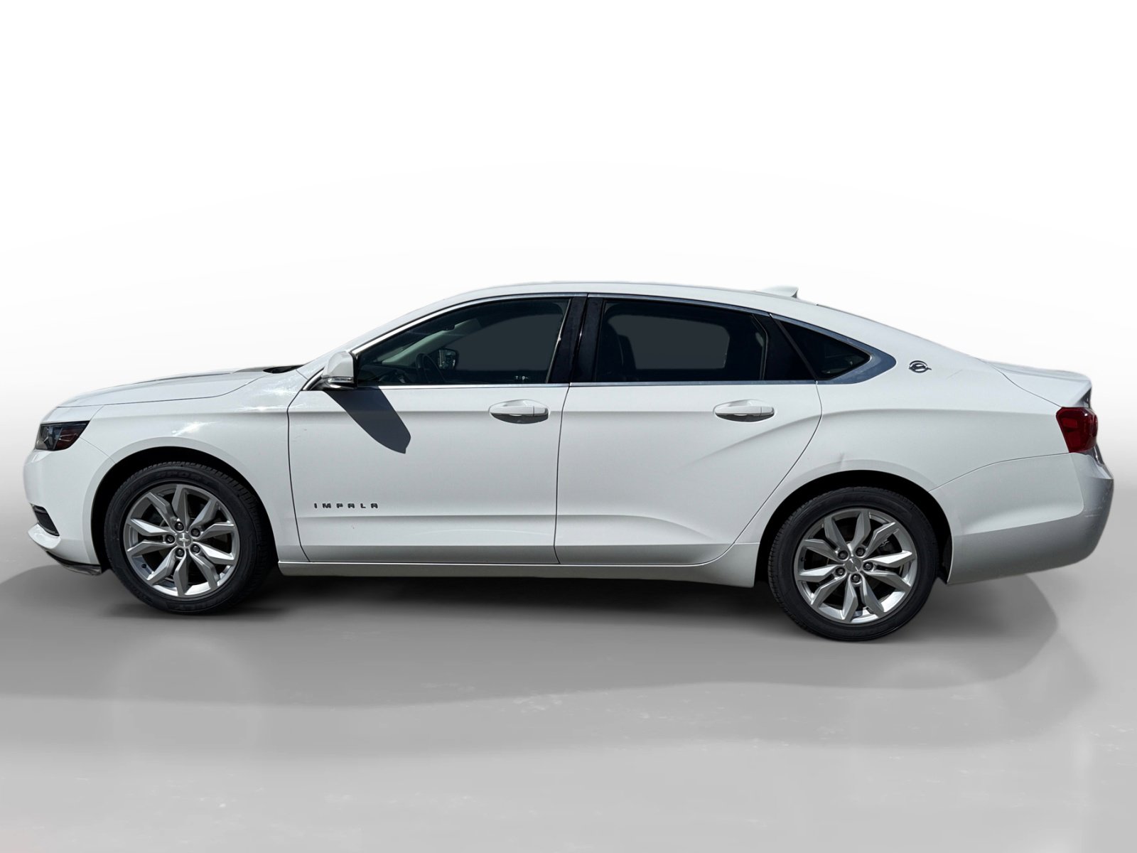 2017 Chevrolet Impala 1LT photo 2