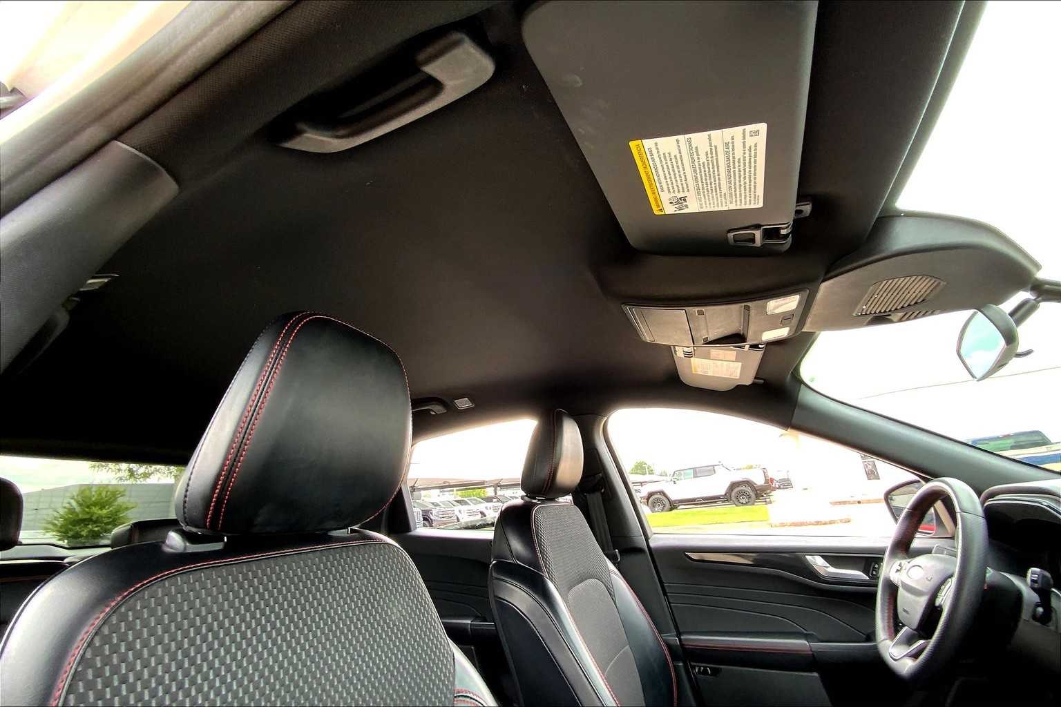 2023 Ford Escape ST-Line photo 12
