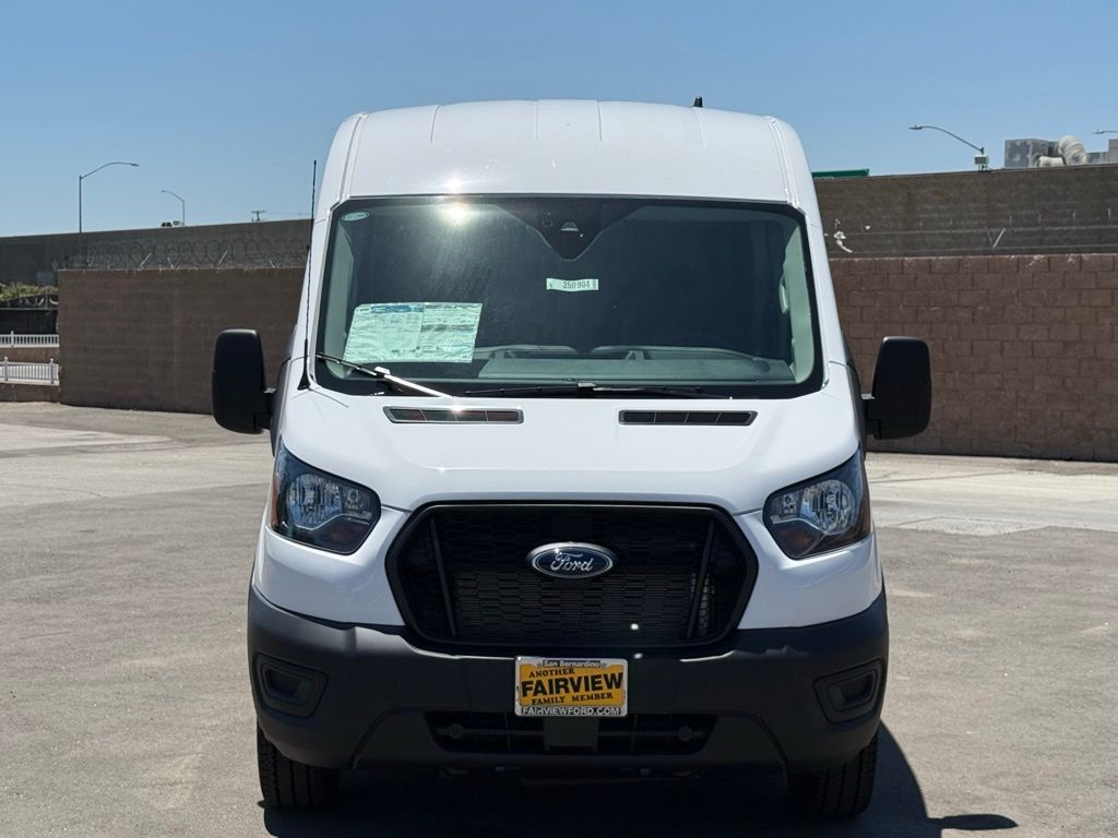 2025 Ford Transit 250