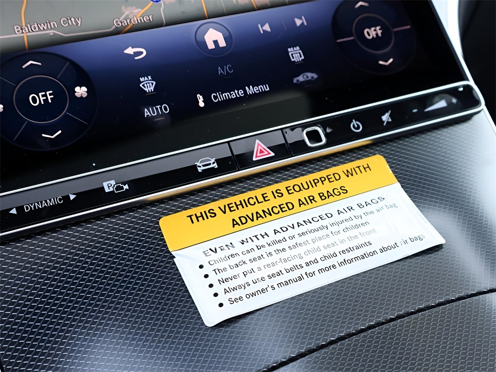 2025 Mercedes Benz GLC 300 4MATIC photo 32