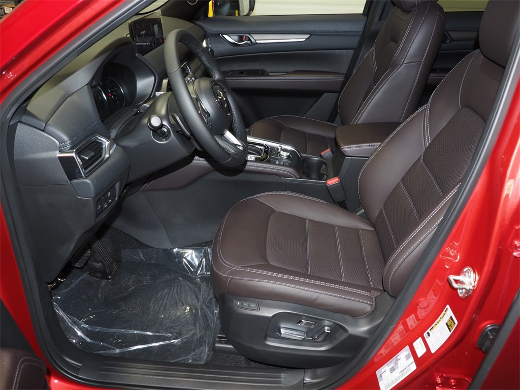 2025 Mazda CX-5 2.5 Turbo Signature photo 3