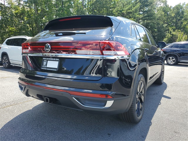 2026 Volkswagen Atlas Cross Sport SE Technology photo 2