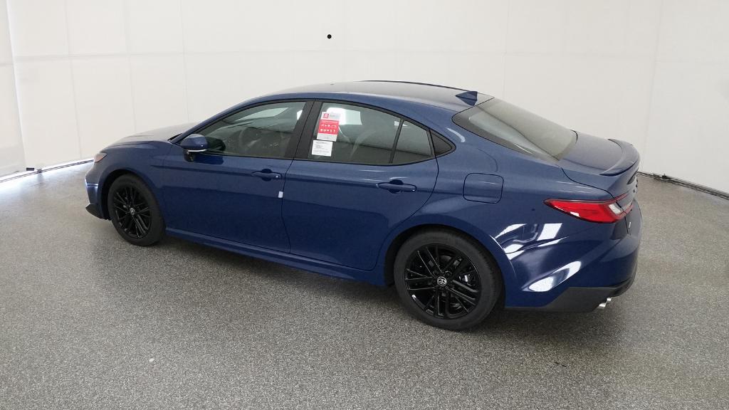 2026 Toyota Camry SE photo 11