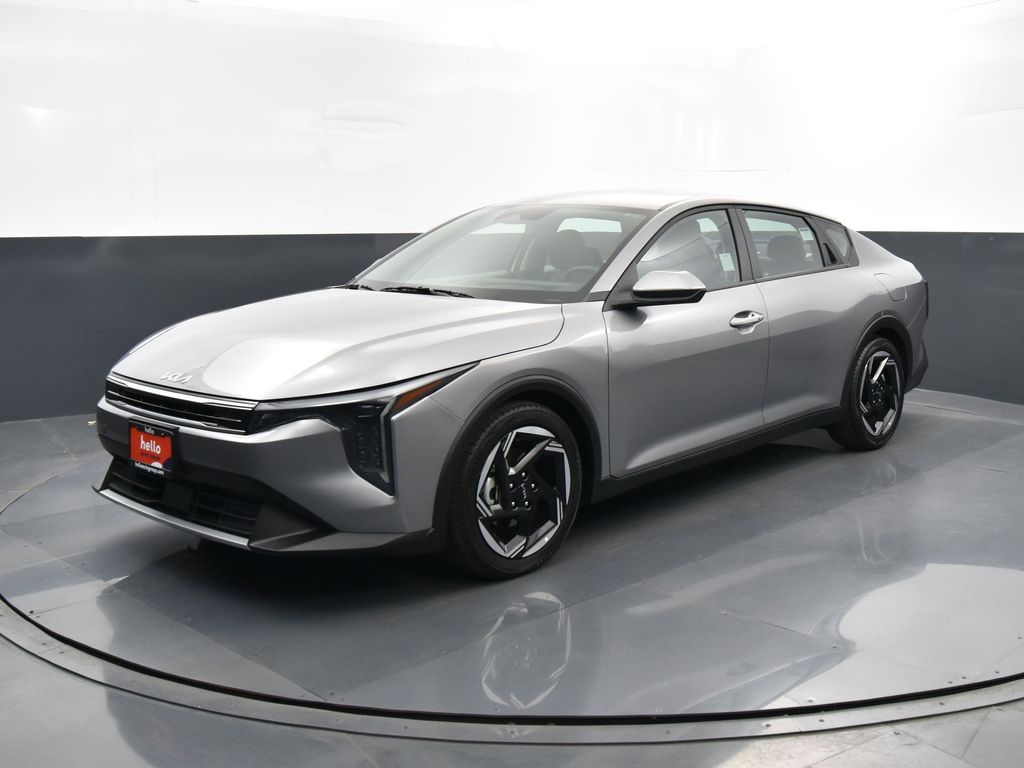 2025 Kia K4 EX photo 3