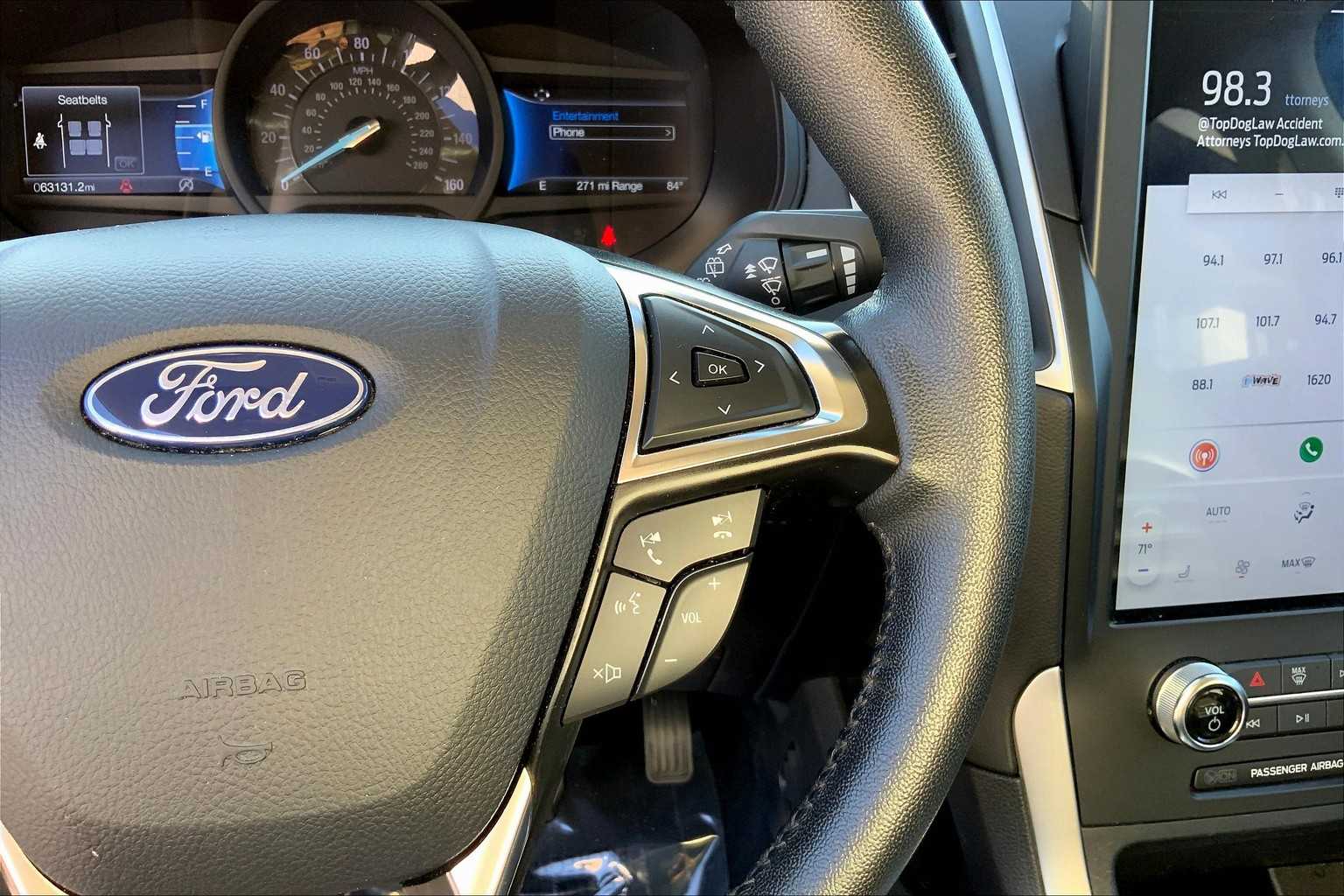 2024 Ford Edge SEL photo 23