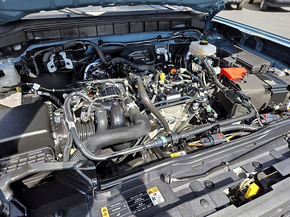 2022 Ford Bronco Base photo 17