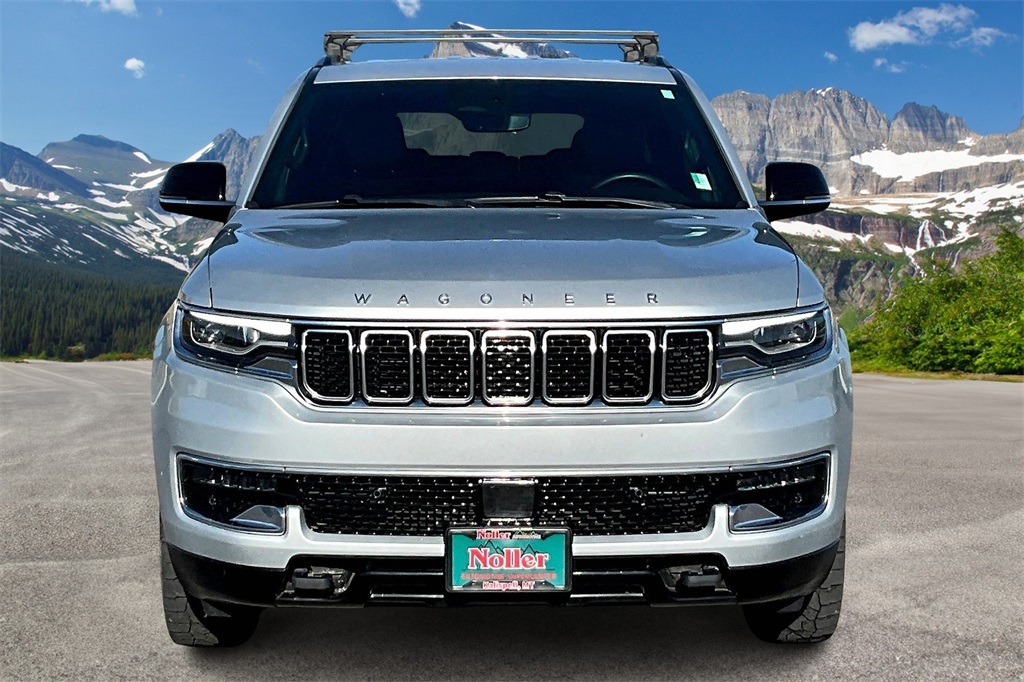 2023 Jeep Wagoneer Base photo 3