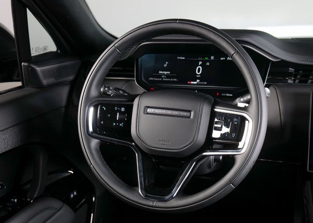 2025 Land Rover Range Rover Sport SE photo 8