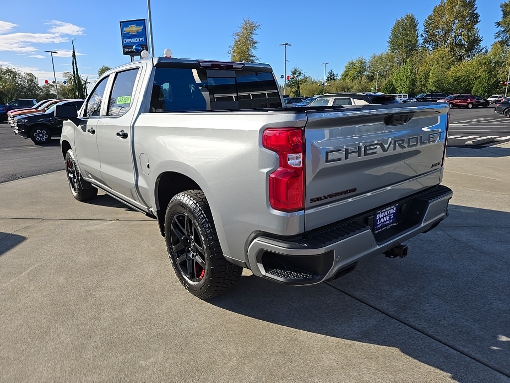 2025 Chevrolet Silverado 1500 RST Redline Edition photo 2