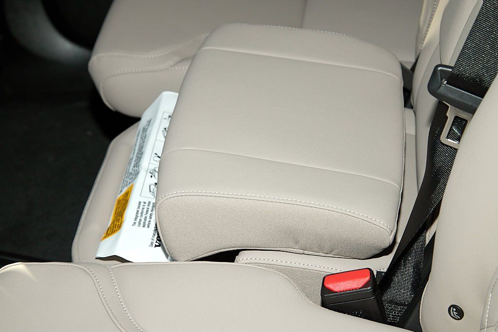 2026 VOLVO XC90 - Image 20