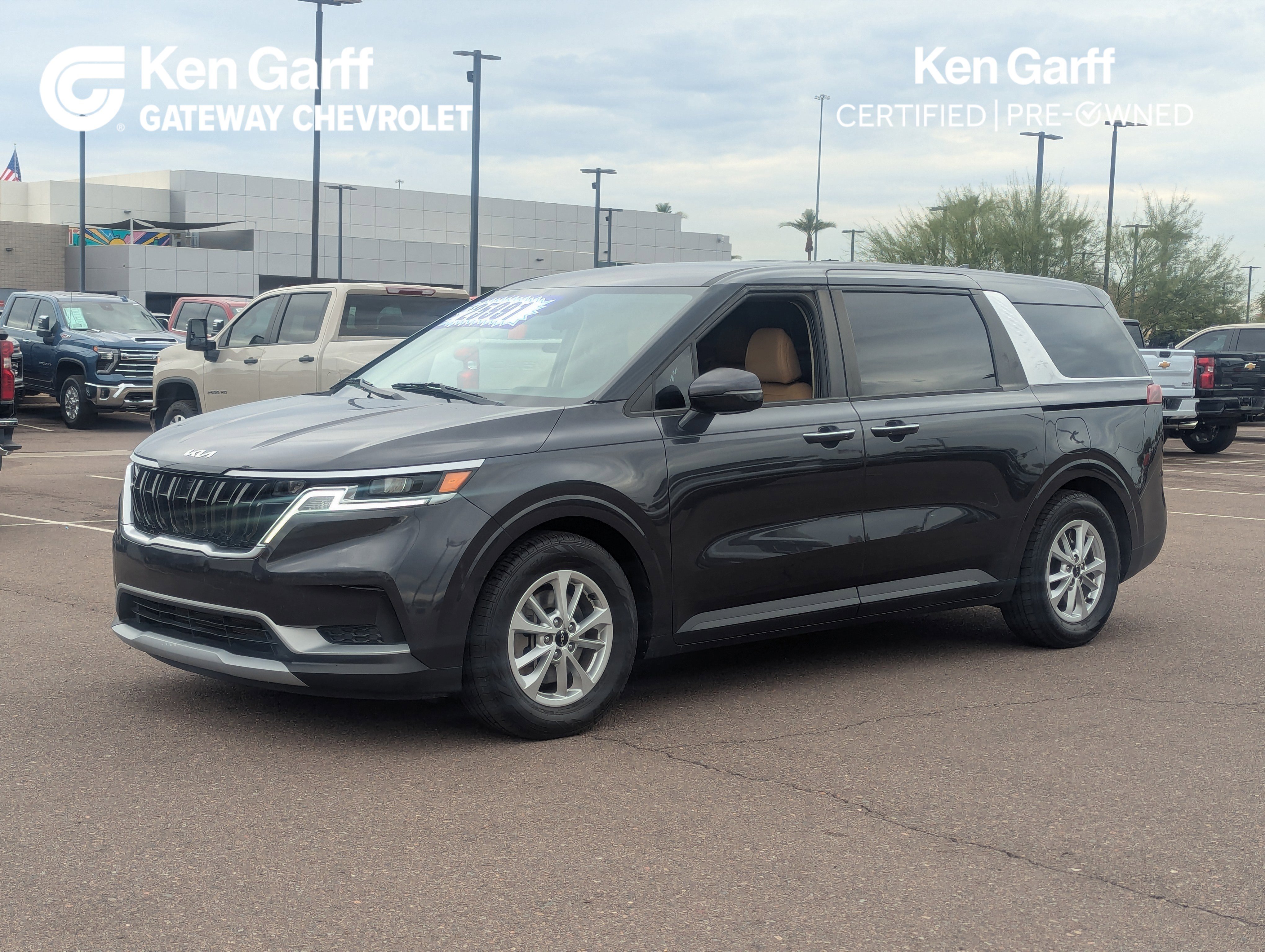 2022 Kia Carnival LX Seat Pkg's photo