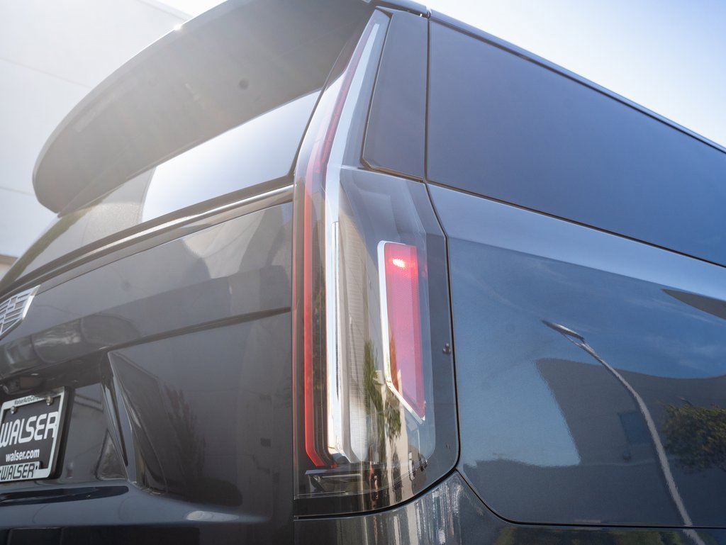 2021 Cadillac Escalade ESV Sport Platinum photo 14