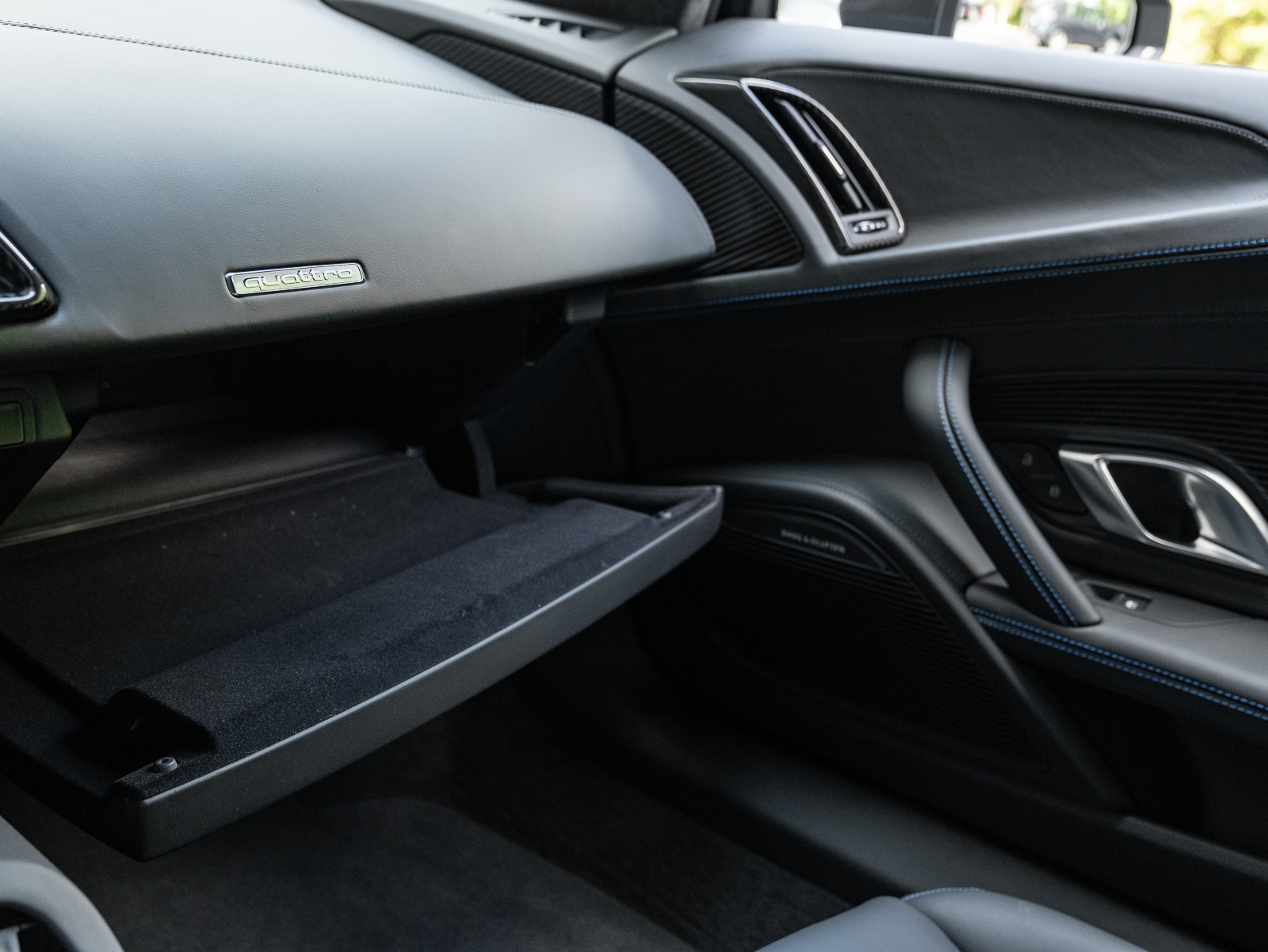 2023 Audi R8 V10 Performance photo 37