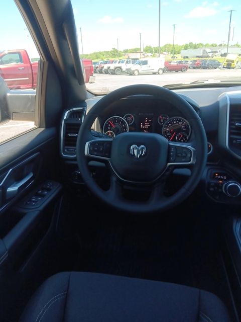 2025 Ram 1500 Big Horn Lone Star photo 12