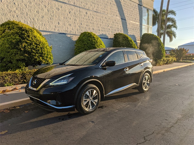 2021 Nissan Murano S photo 3