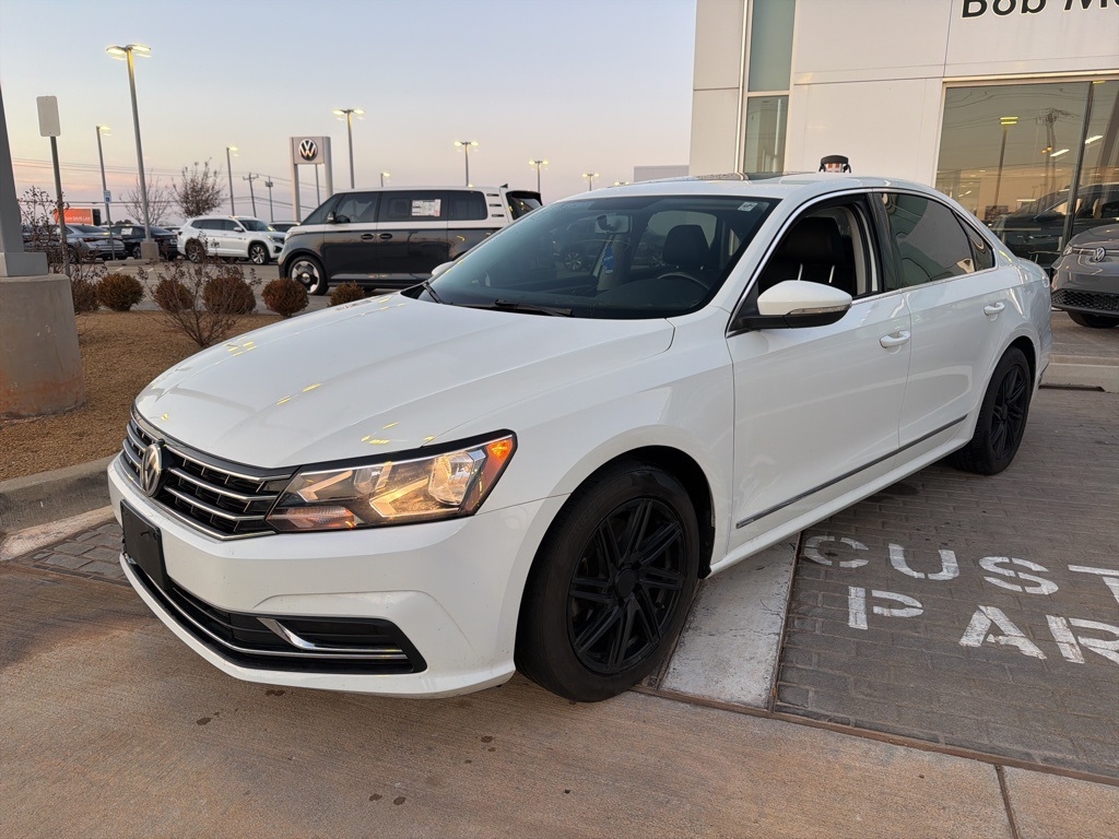 2016 Volkswagen Passat SE