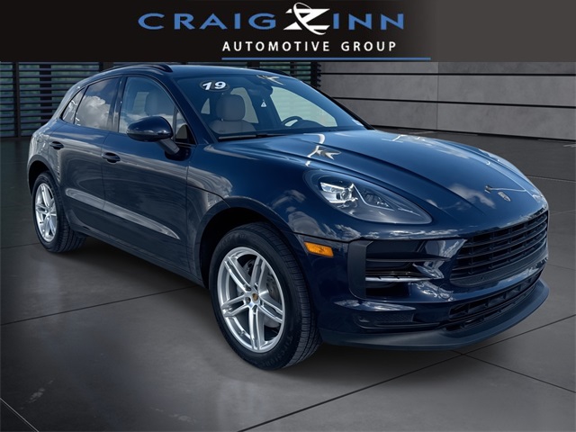 2019 Porsche Macan Base's photo