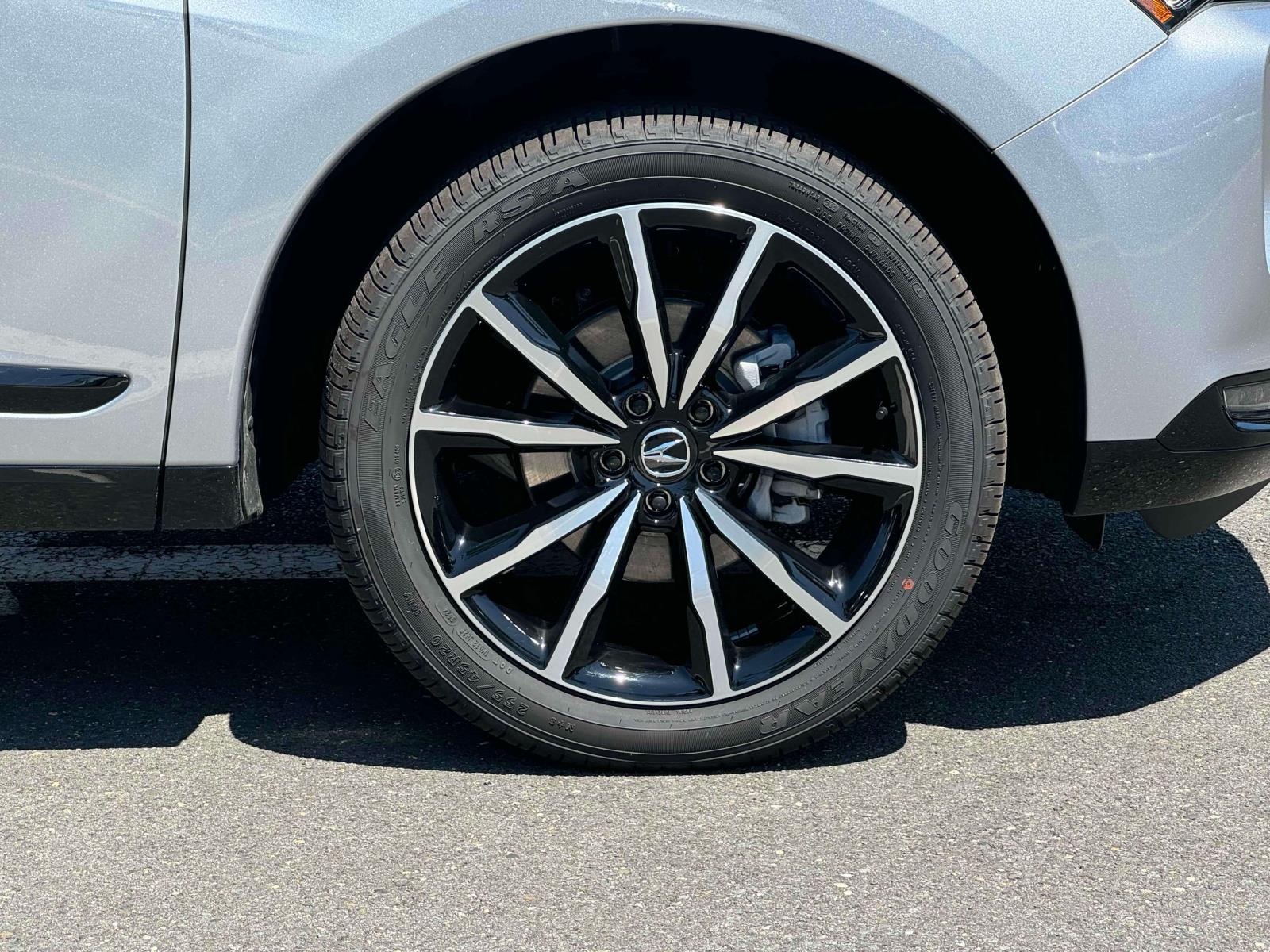 2025 Acura RDX A-Spec Advance photo 4