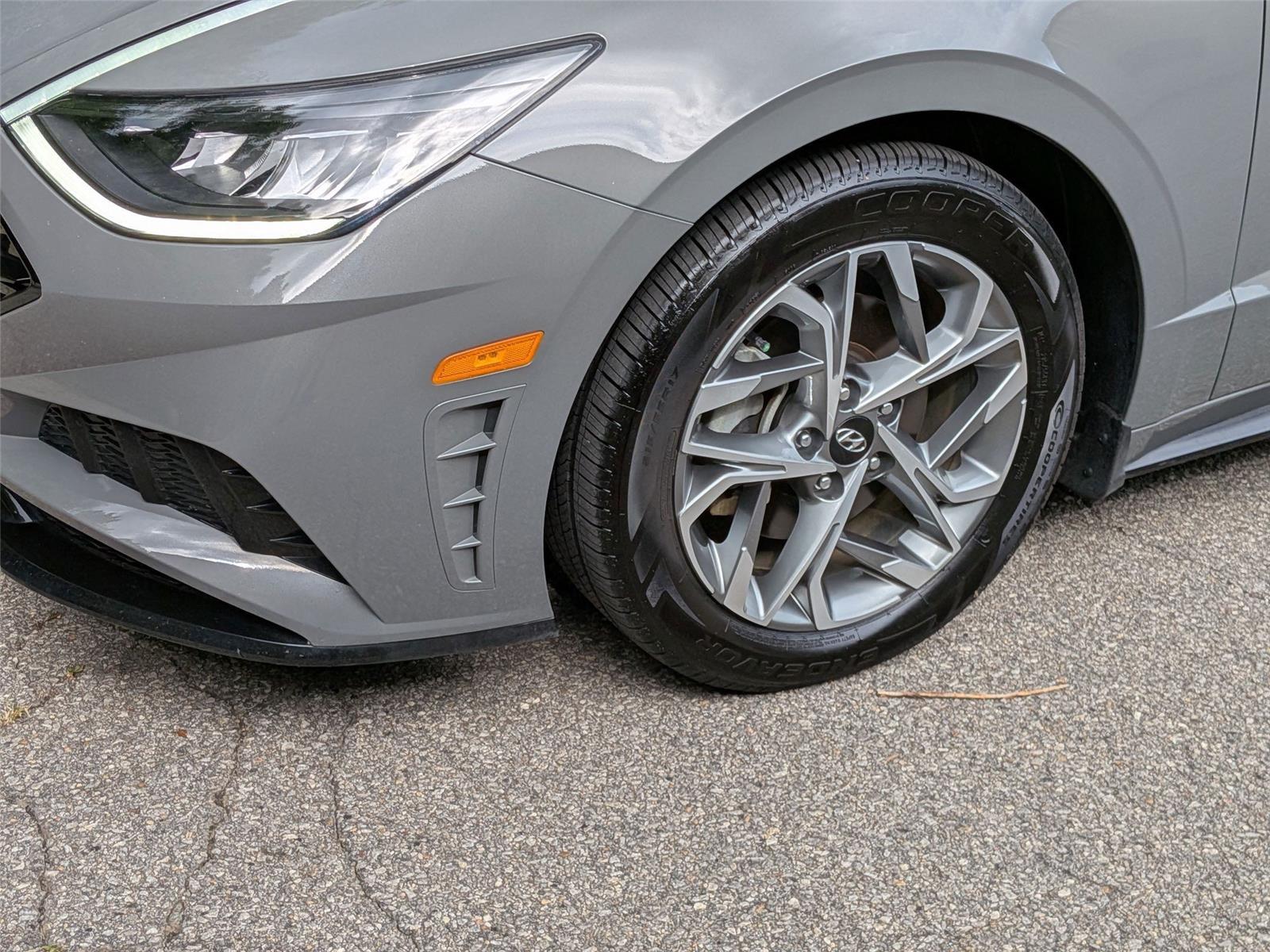 2022 Hyundai Sonata SEL photo 9