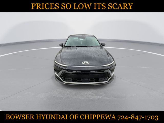 2024 Hyundai Sonata SEL photo 2