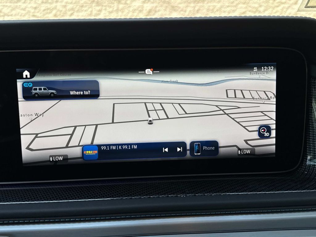 2025 Mercedes Benz G photo 18