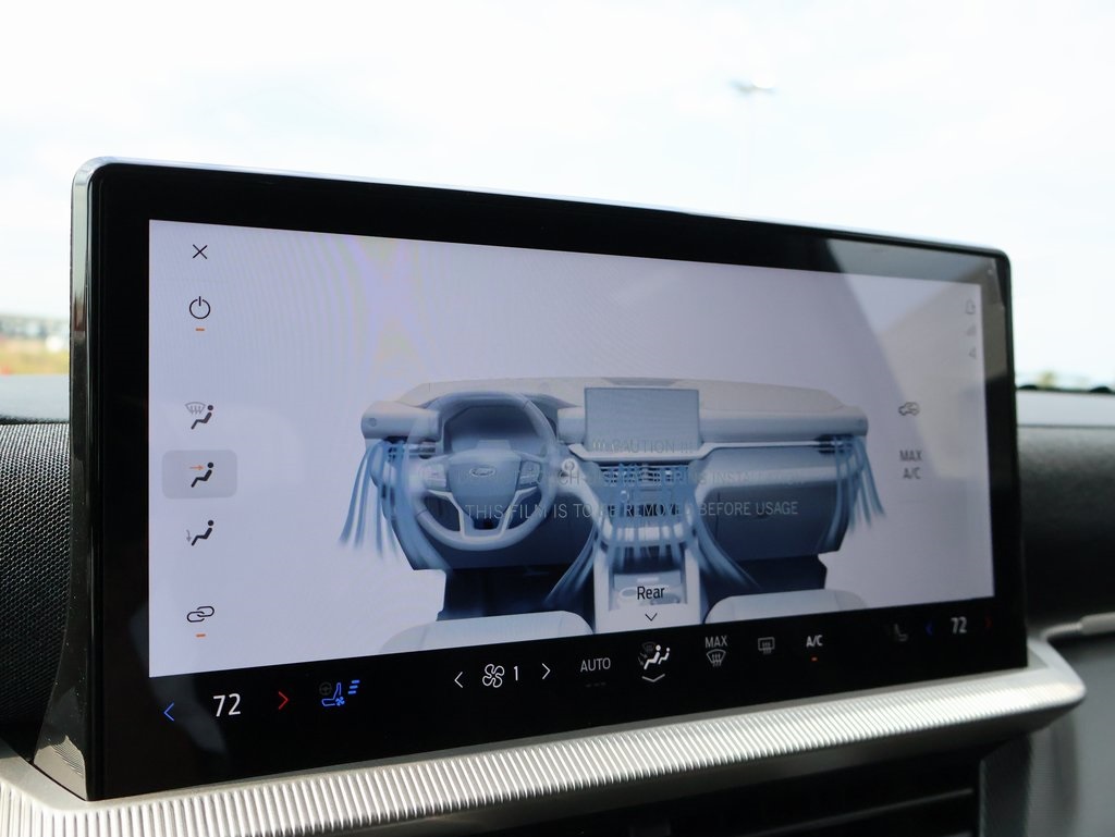 2025 Ford Explorer ST photo 33
