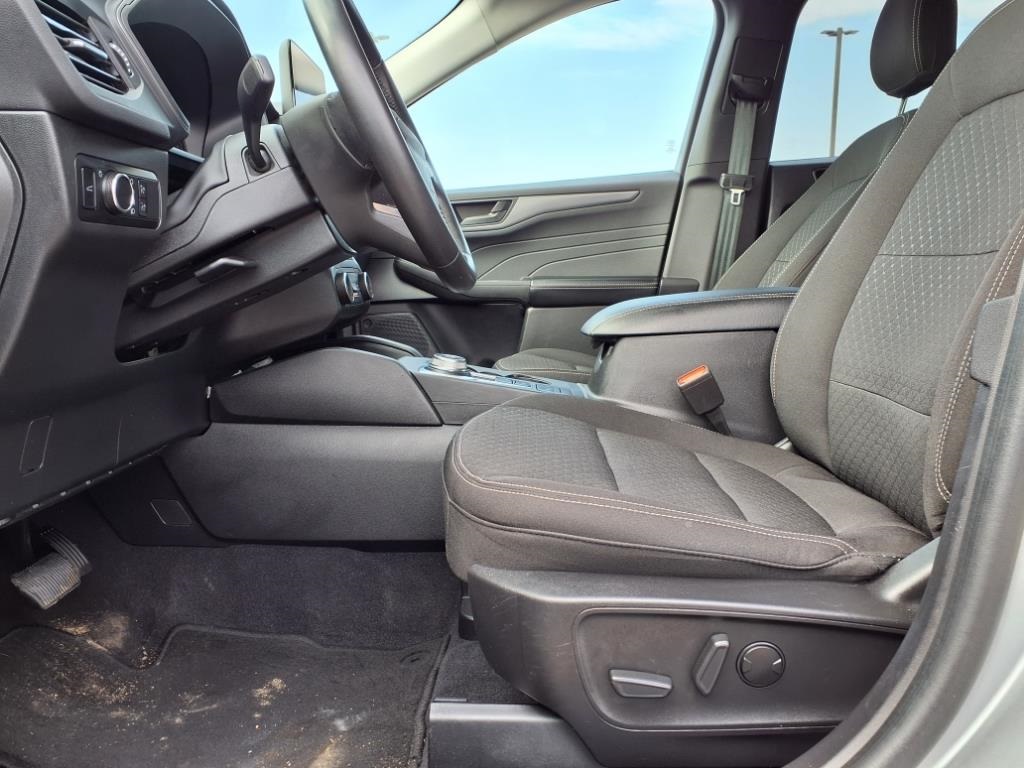 2023 Ford Escape Active photo 2