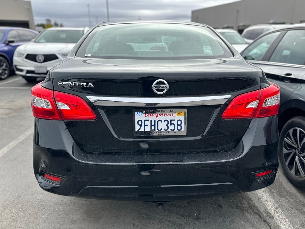 2019 Nissan Sentra S photo 5