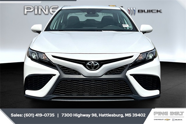 2023 Toyota Camry SE photo 3