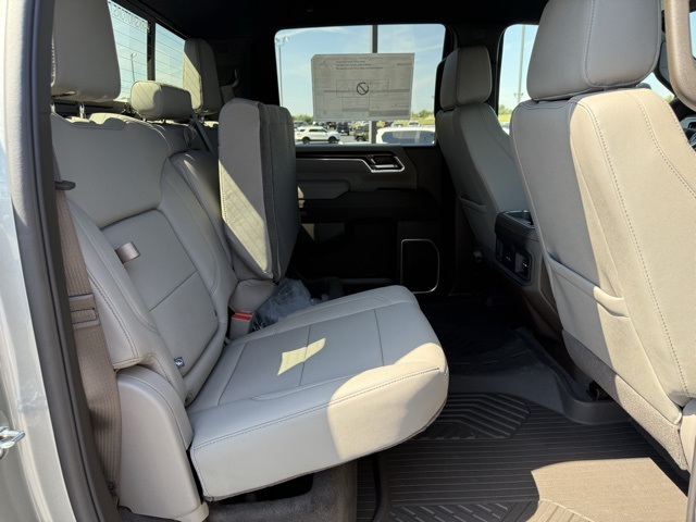 2025 Chevrolet Silverado 2500HD LT photo 11