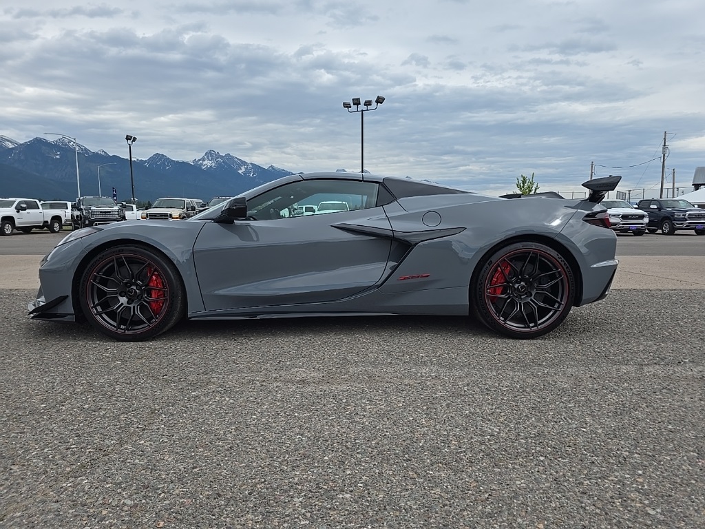 2025 Chevrolet Corvette Z06 3LZ photo 4