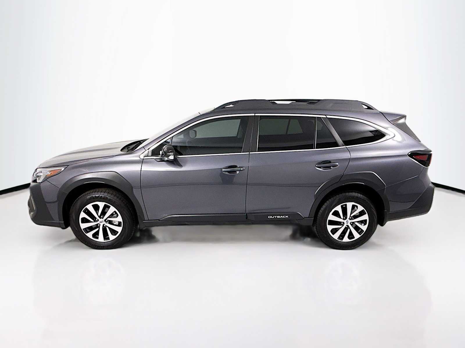 2025 Subaru Outback Premium photo 2