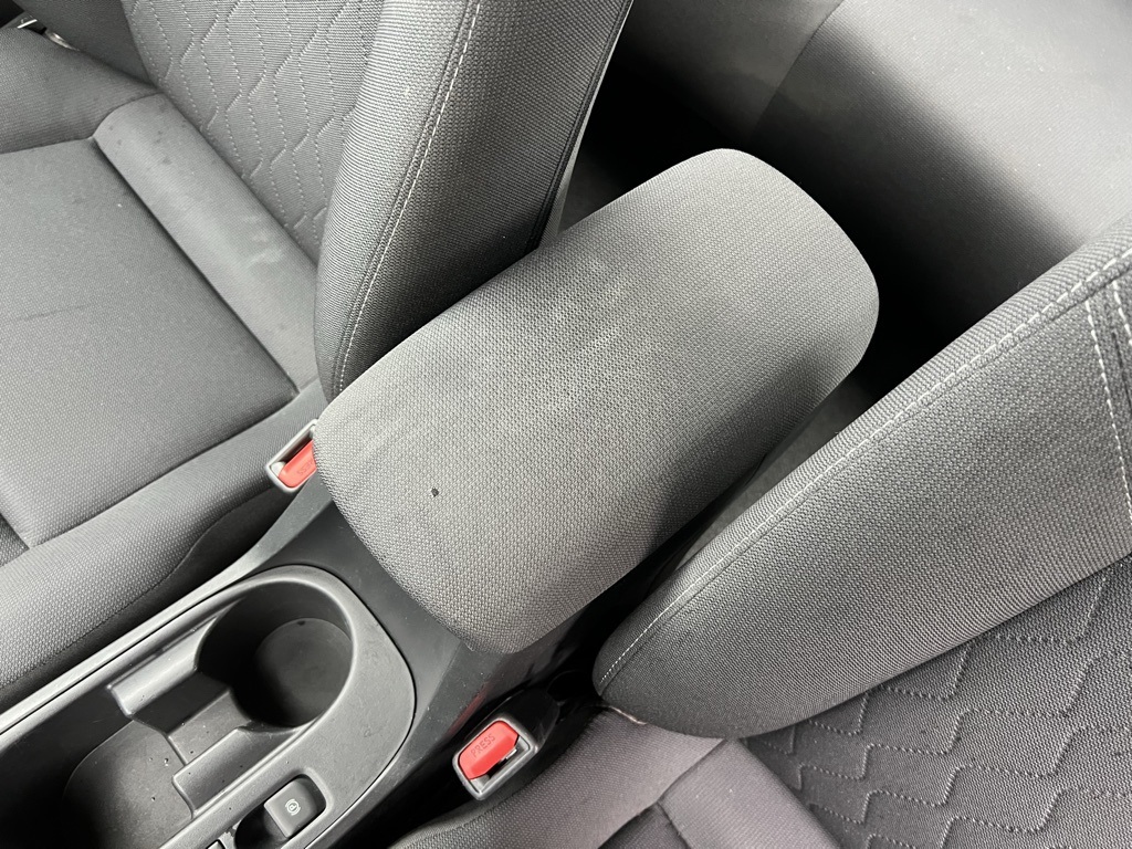 2023 Toyota Corolla LE photo 19