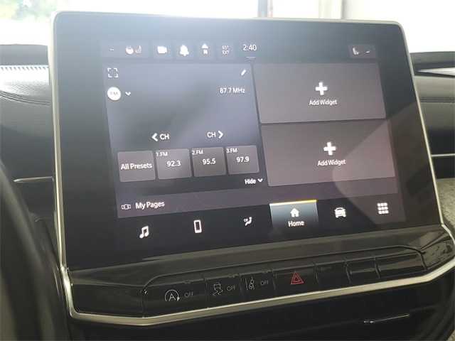 2022 Jeep Compass Latitude Lux photo 18